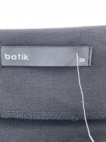 38 Beden siyah Renk Batik Midi Etek %70 İndirimli.