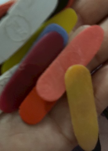 Beden Renk Pastel Renkli bağlama mızrapı