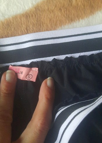 Diğer siyah bel lastik detaylı bol kesim pantolon