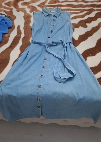 Düğmeli Kolsuz Mavi Uzun Denim Elbise - Görsel 3