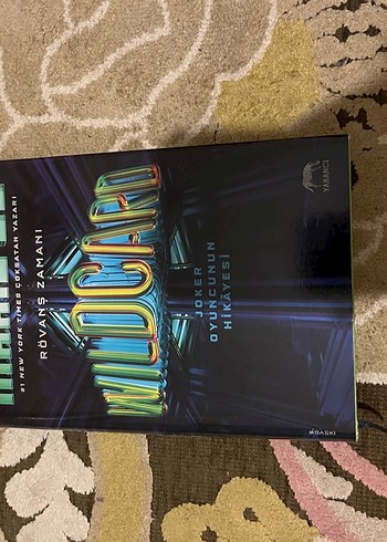 Warcross ve Wildcard Romanları