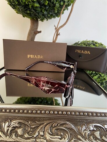 Beden çeşitli Renk Prada gözlük