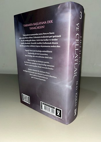 Beden Renk Deliler ve Cellatlar - N.G. Kabal
