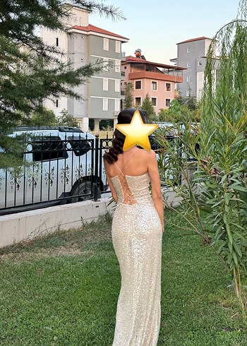 xs Beden Altın Pullu Drapeli Sırt Dekolteli Uzun Abiye