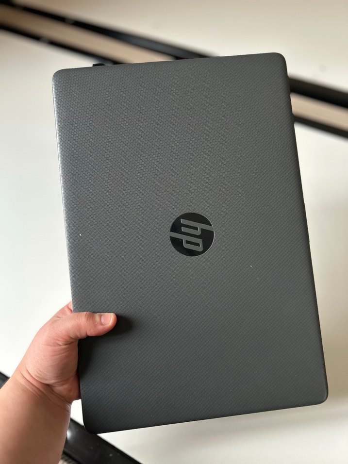 Gri HP Dizüstü Bilgisayar - Görsel 5