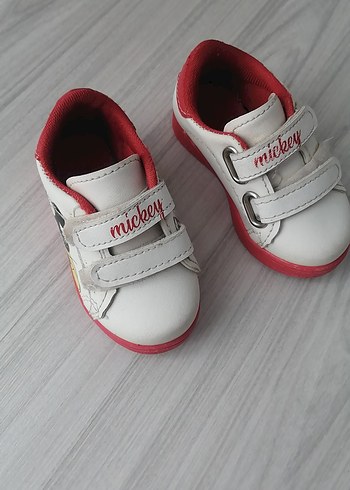 Mickey Baskılı Beyaz İlk Adım Ayakkabısı