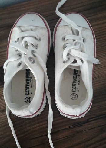 22 Beden beyaz Renk Beyaz çocuk converse