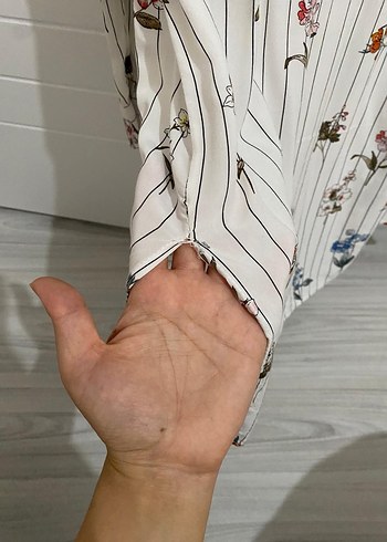 Çiçek Desenli Pamuklu Gömlek - Görsel 3