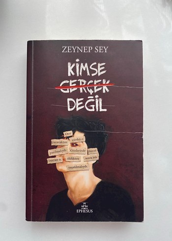 Zeynep Sey - Kimse Gerçek Değil