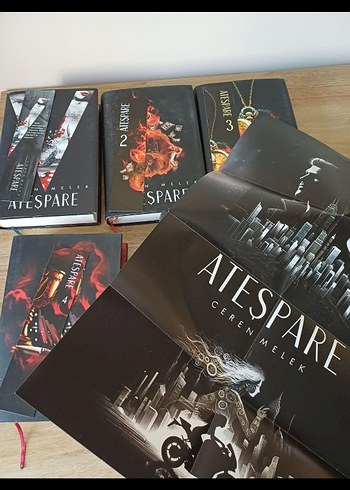 Ateşpare Serisi 5 Kitap Seti - Ceren Melek
