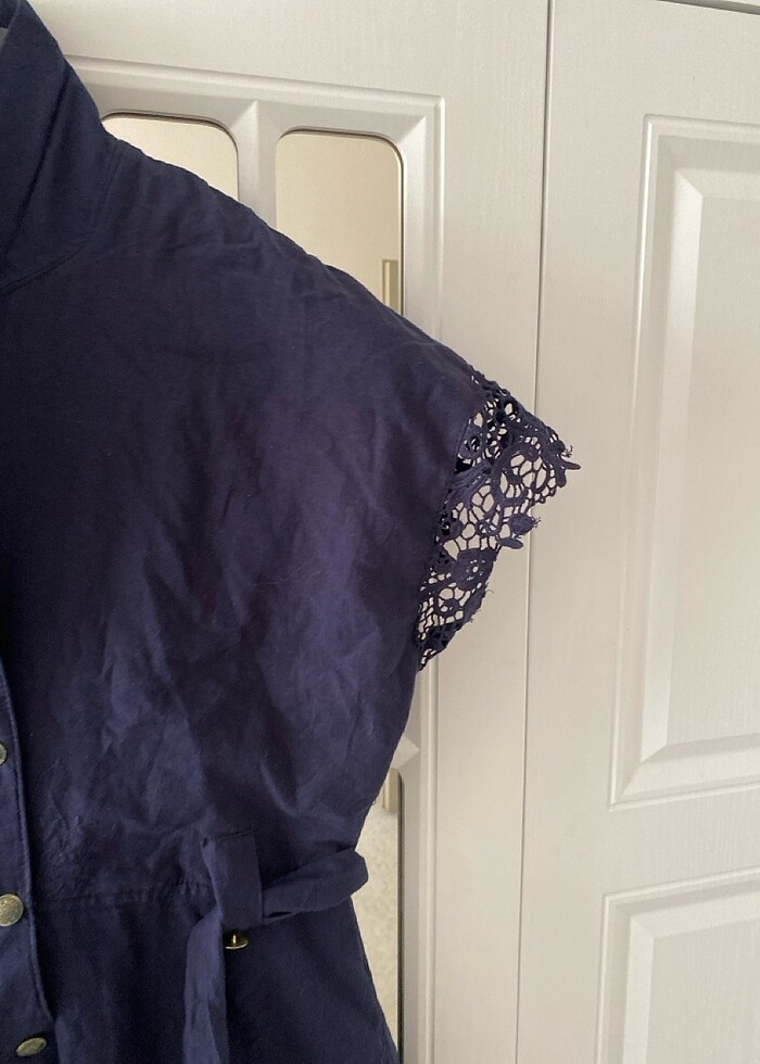 Dantel detaylı gömlek - Görsel 3