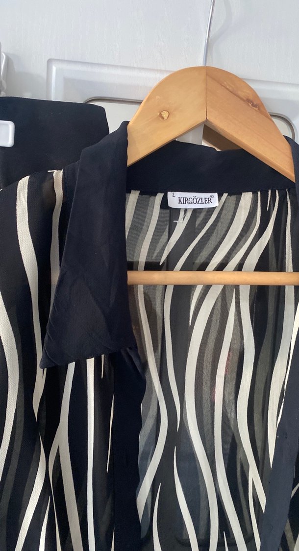 Zebra Desenli Siyah Pilili Midi Etek ve Gömlek Takım - Görsel 4