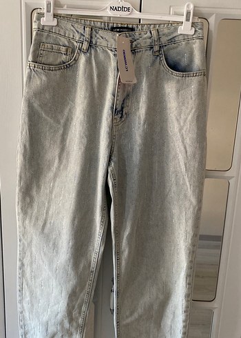 Gri taş işlemeli Kadın Denim Pantolon