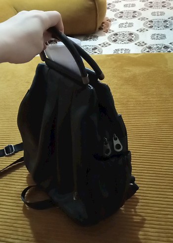 Kadın Siyah Deri Sırt Çantası - Görsel 3