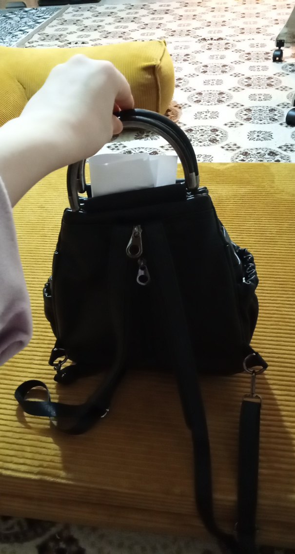 Kadın Siyah Deri Sırt Çantası - Görsel 4