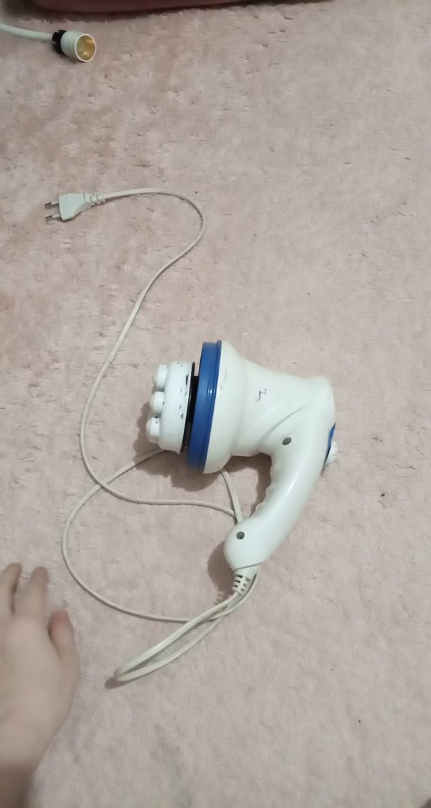 Beyaz Elektrikli Masaj Aleti - Görsel 3