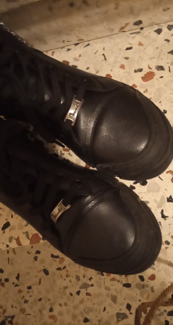 Siyah Platform Topuklu Sokak Stili Kadın Botları - Görsel 4