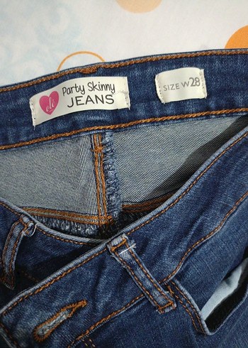 Renkli Bağcıklı Rahat Kesim Kadın Kot Pantolon - Görsel 2