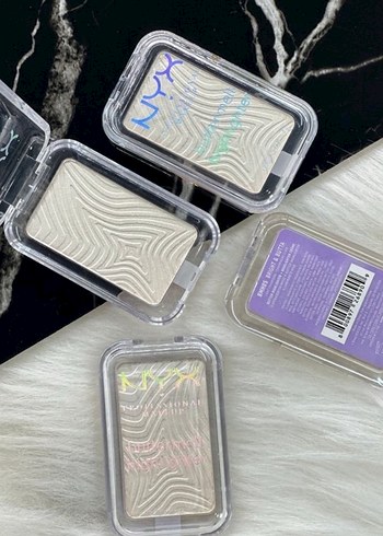 NYX Açık Ten Rengi Aydınlatıcı