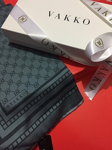 Vakko Vakko eşarp