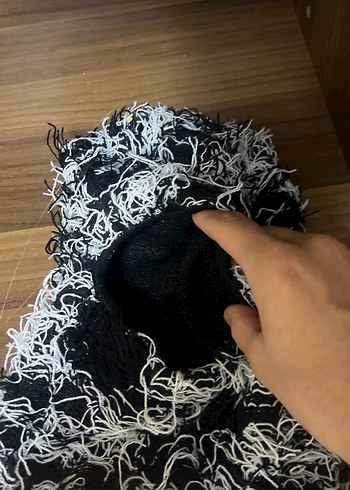 Siyah Drip Maske - Görsel 2