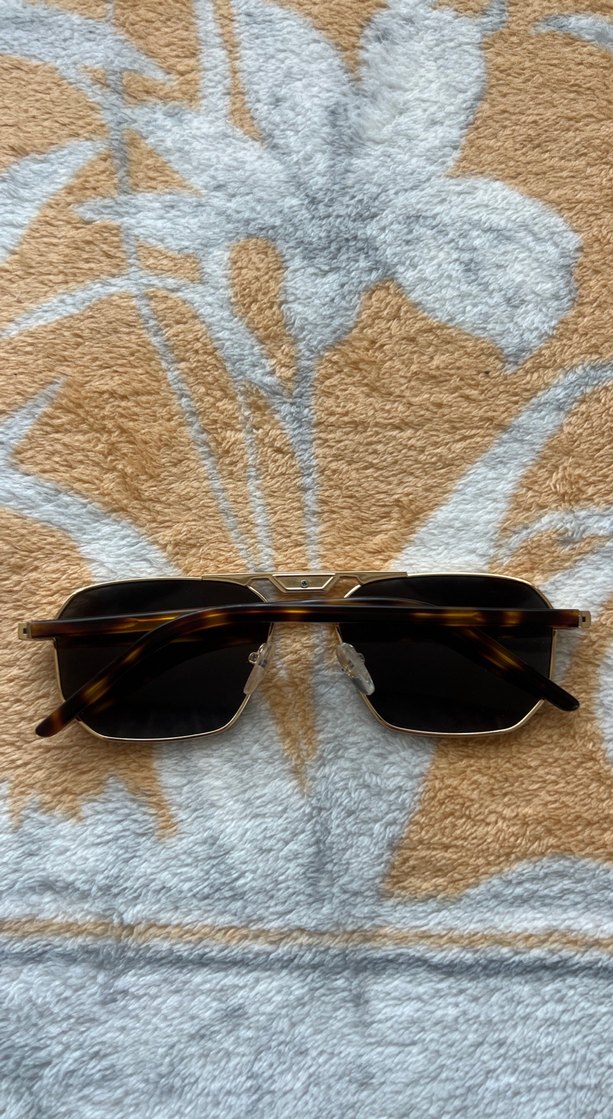 Prada Unisex Altın Desenli Güneş Gözlüğü - Görsel 3