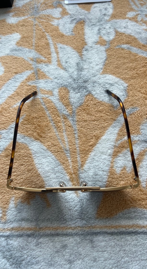 Prada Unisex Altın Desenli Güneş Gözlüğü - Görsel 4