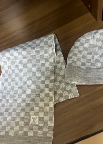 Louis Vuitton Atkı Bere Takımı - Görsel 6