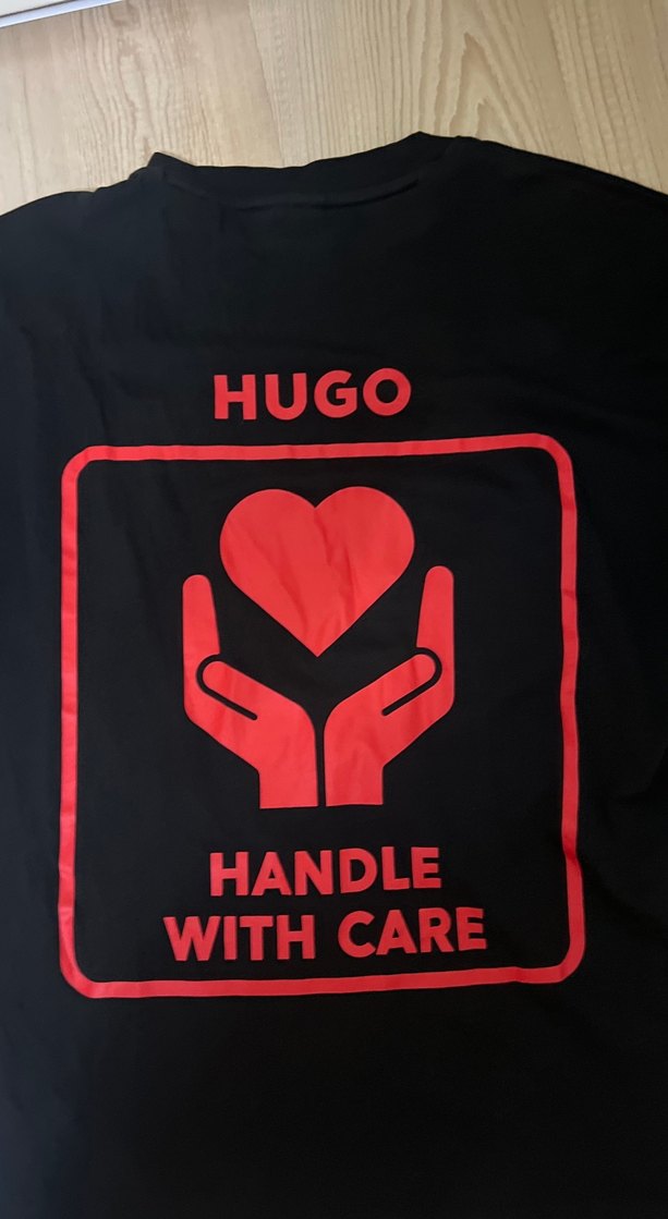 Siyah HUGO Baskılı Erkek Tişört Orijinal S beden - Görsel 2