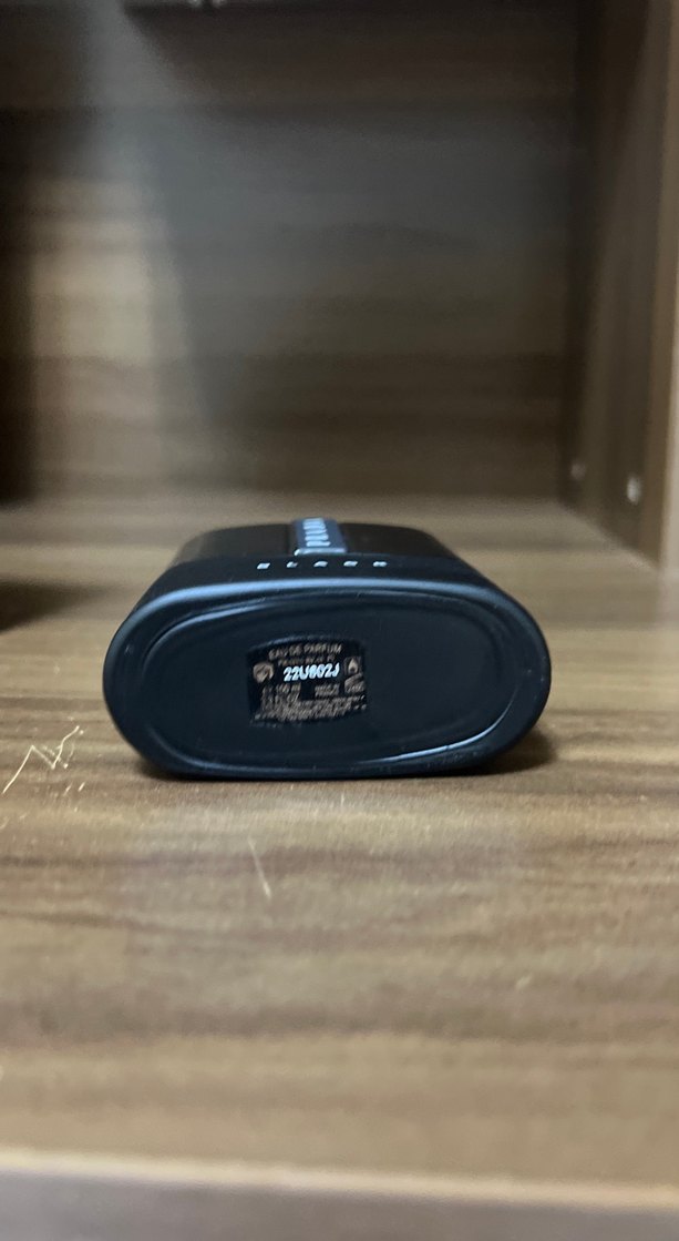 Prada Black Erkek Parfümü - Görsel 3