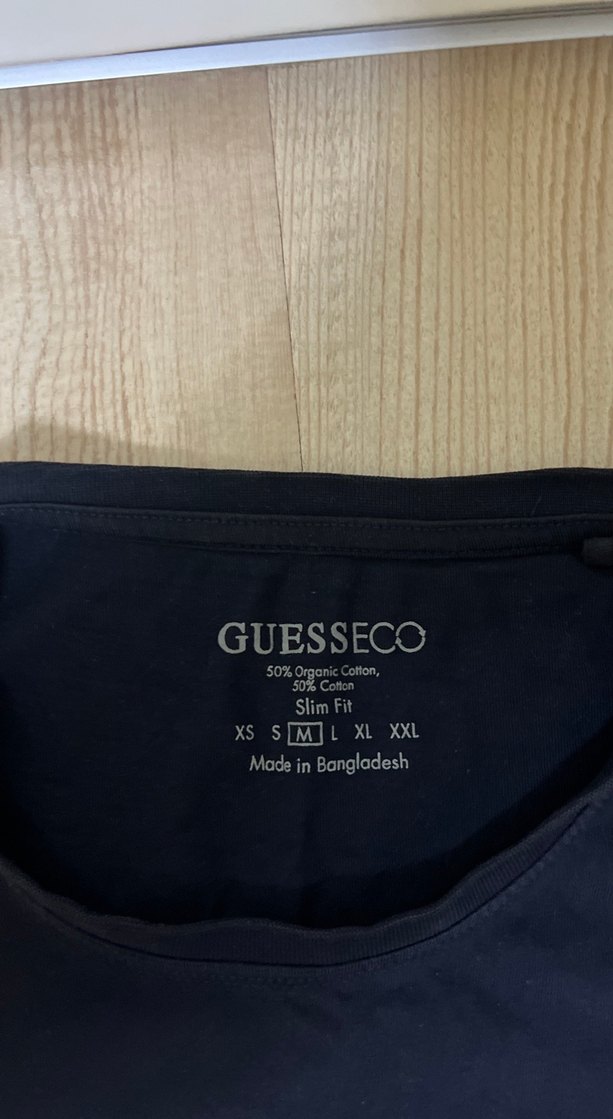 Guess Siyah Baskılı Unisex Tişört Orijinal M beden - Görsel 2