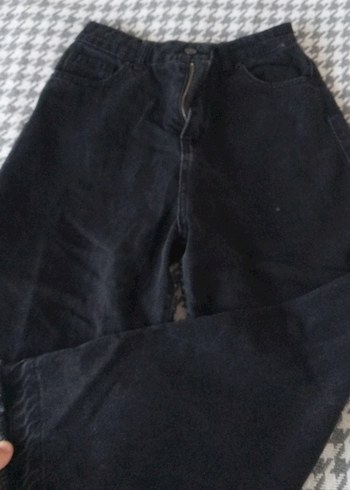 Siyah Düğmeli Kadın Midi Kot Pantolon