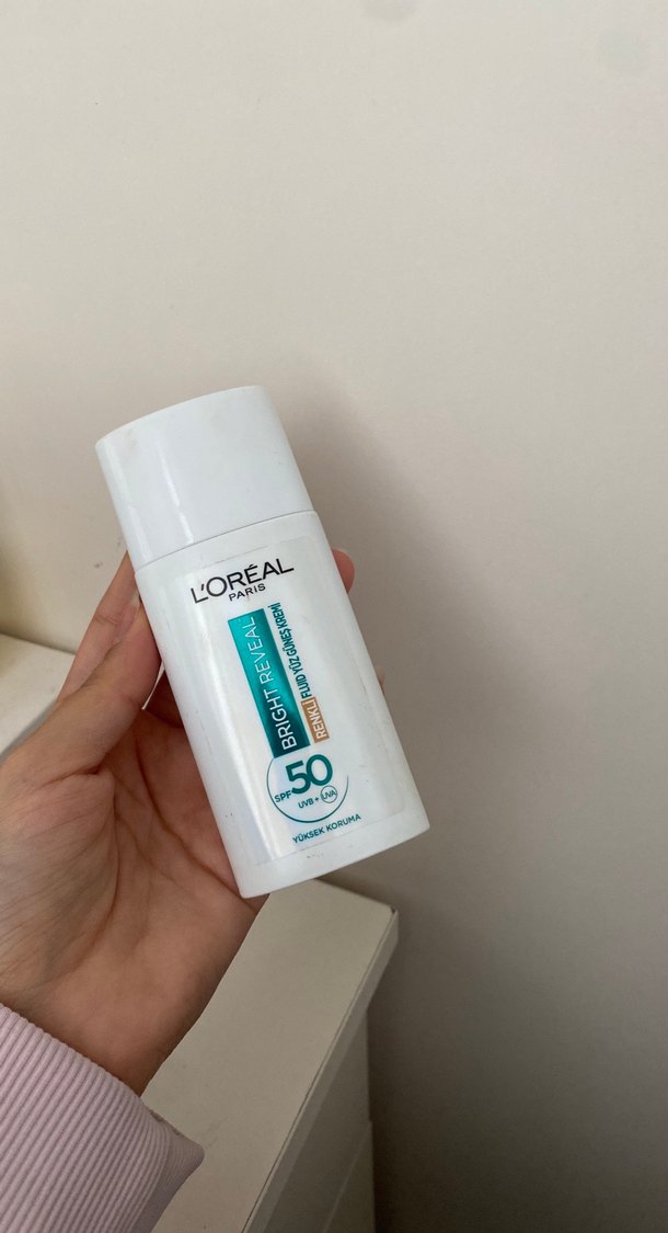 L'Oréal Paris Bright Reveal SPF 50 Yüz Güneş Kremi - Görsel 3
