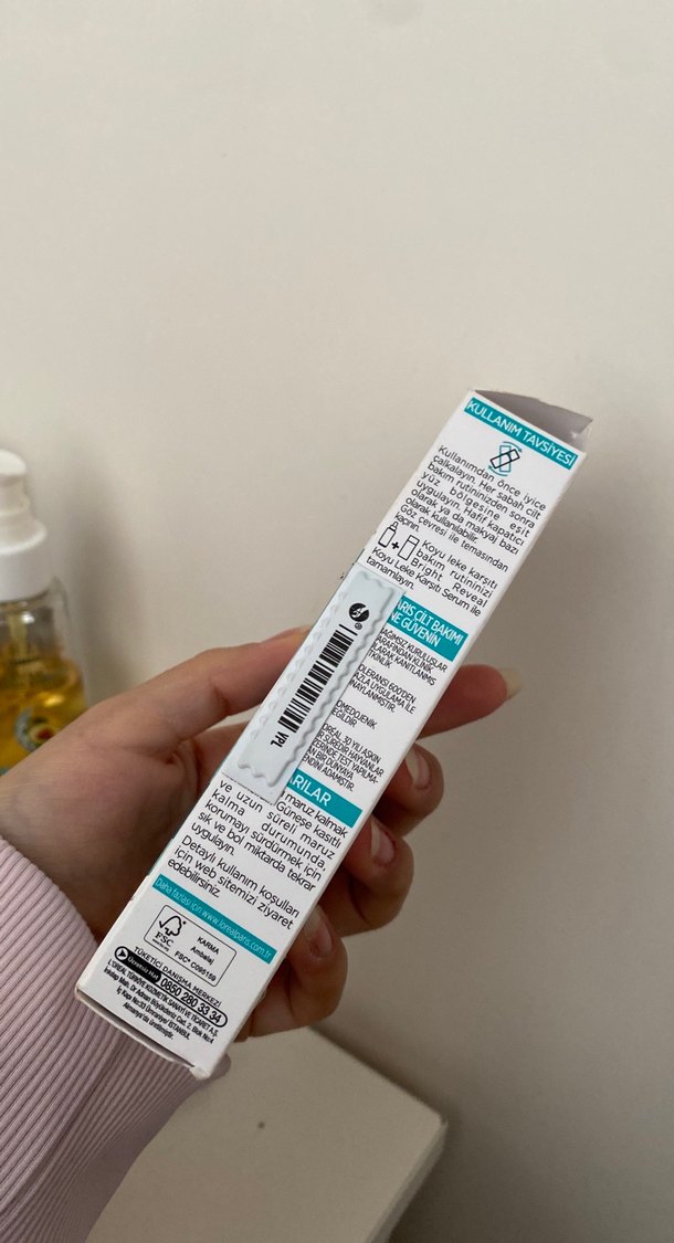 L'Oréal Paris Bright Reveal SPF 50 Yüz Güneş Kremi - Görsel 2