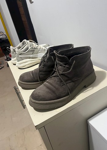 Gri Süet Kadın Bot - Sokak Stili - Görsel 2