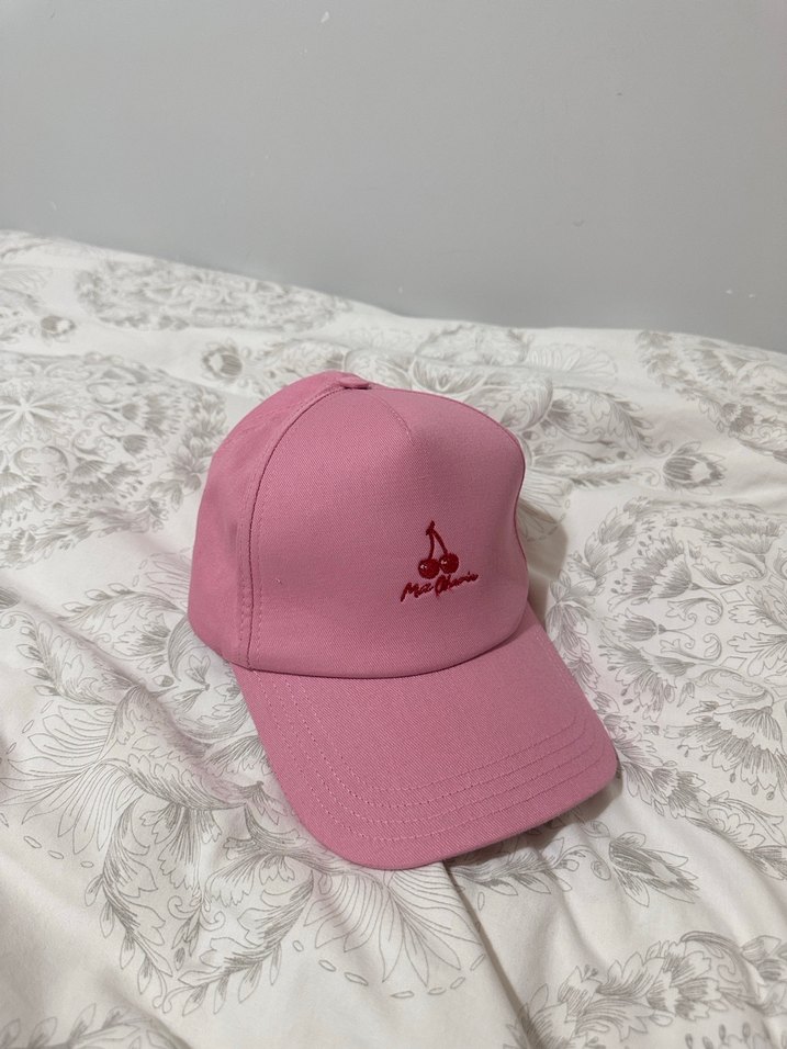 Pembe Kadın Şapka - Rahat ve Şık - Görsel 3