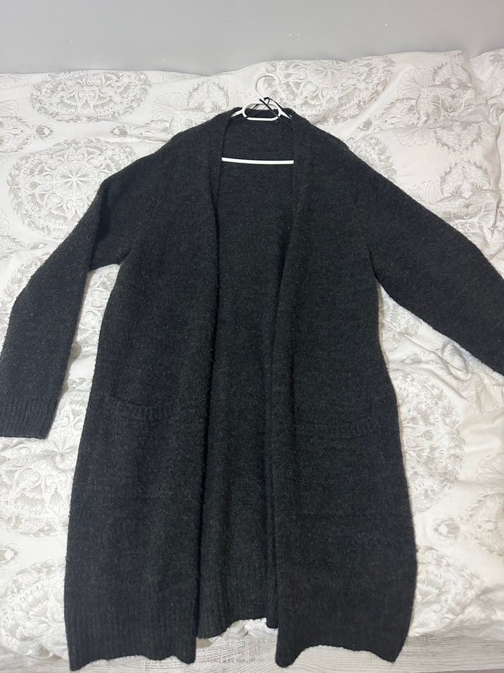 Gri Uzun Örme Kadın Hırka - Görsel 2