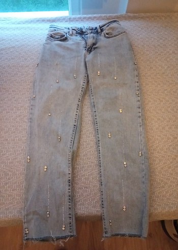 Gri Payetli Nakışlı Kadın Denim Jean