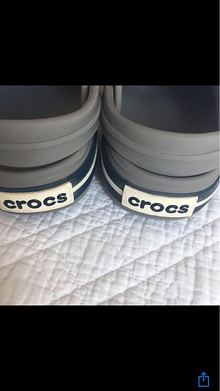 Crocs Orjinal crocs J1.32-33 numaraya denk geliyor.@crocs