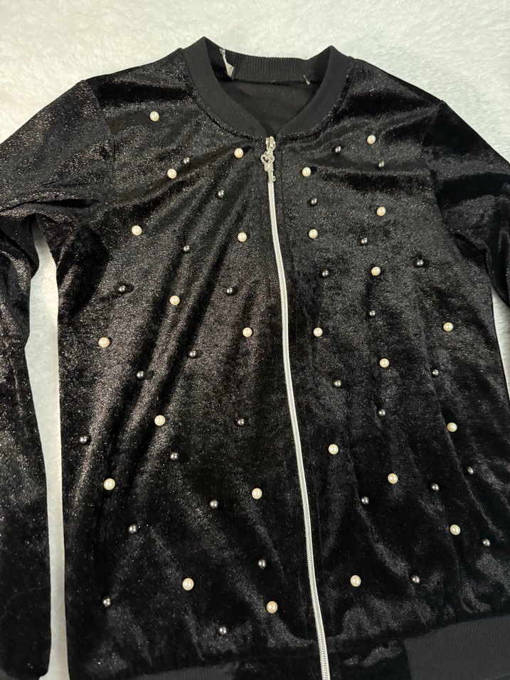 Siyah Kadife Boncuklu Kadın Ceket - Görsel 3