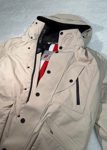 moncler universal