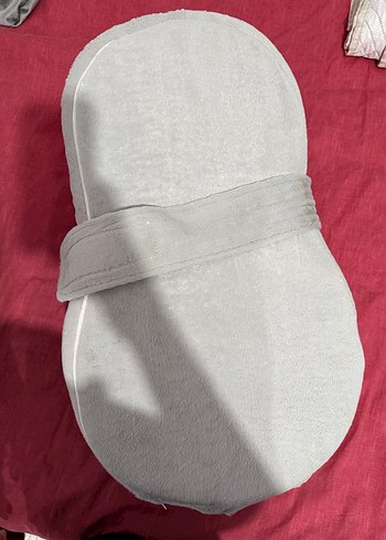 Gri ve Beyaz ilk yatağım - Görsel 4