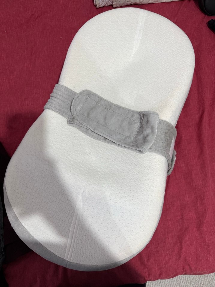 Gri ve Beyaz ilk yatağım - Görsel 2