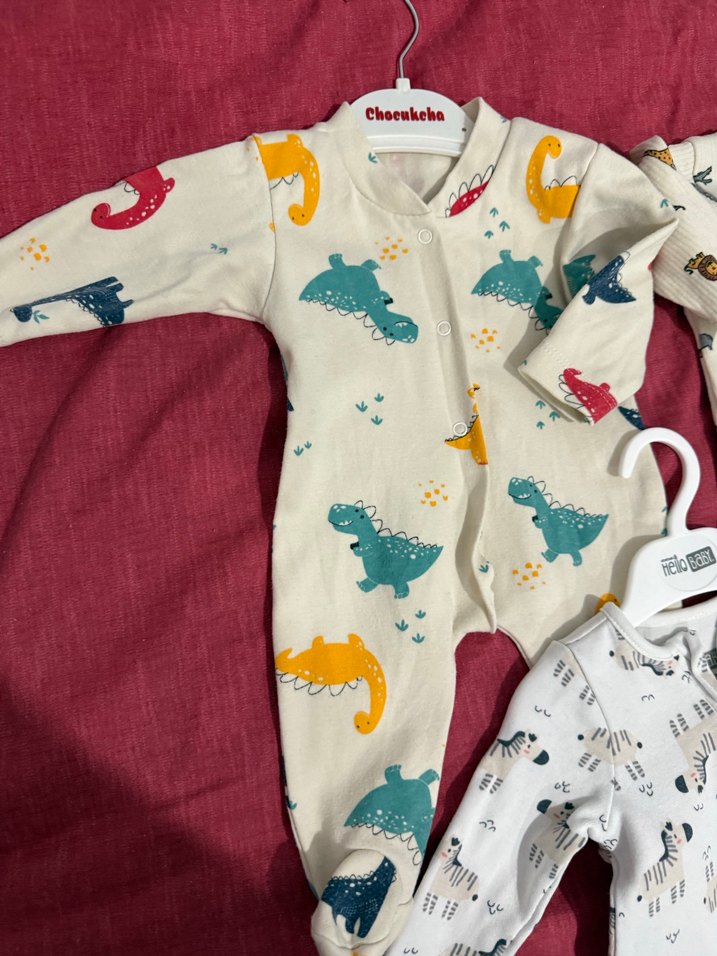 Renkli Baskılı Uzun Kollu Bebek Tulumları - Görsel 3