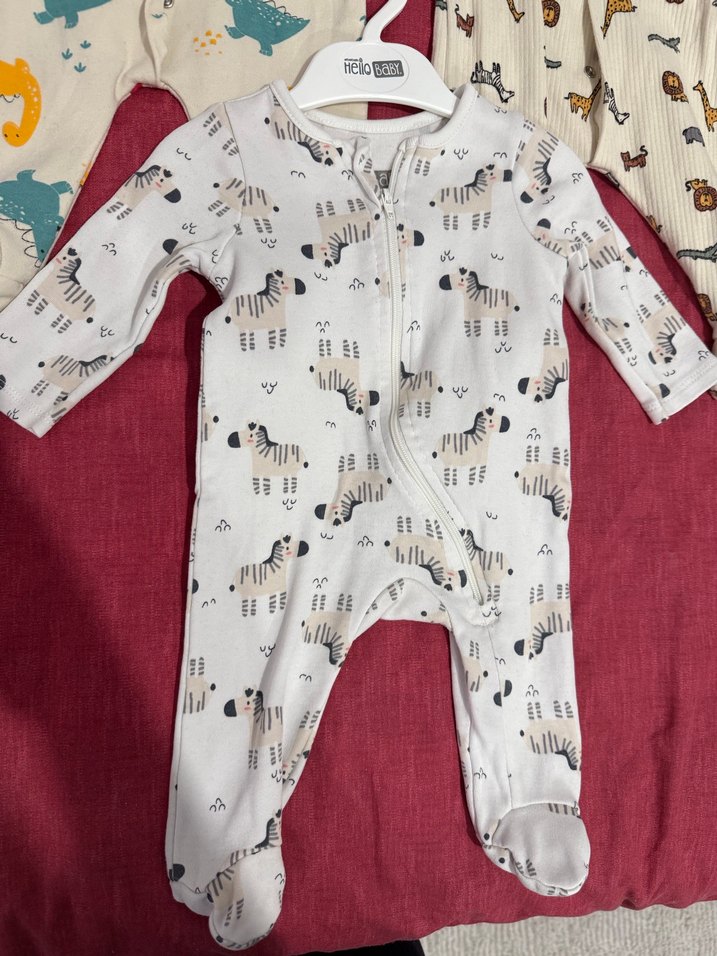 Renkli Baskılı Uzun Kollu Bebek Tulumları - Görsel 2