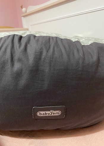 Gri Desenli Bebek Taşıma Minderi - Görsel 2