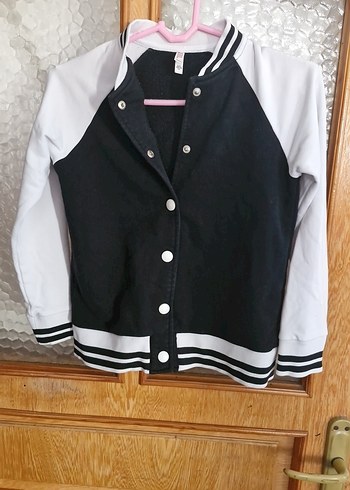 Kız Çocuk Siyah-Beyaz Düğmeli Ceket - Görsel 3