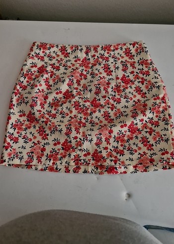 Çiçek Desenli Fermuarlı cebli Mini Etek - Görsel 4