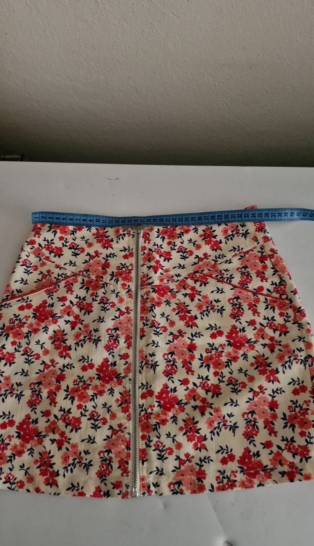 Çiçek Desenli Fermuarlı cebli Mini Etek - Görsel 2