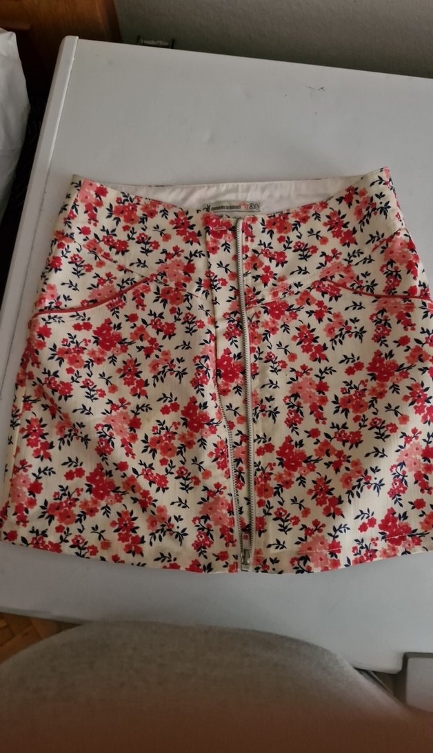 Çiçek Desenli Fermuarlı cebli Mini Etek - Görsel 5